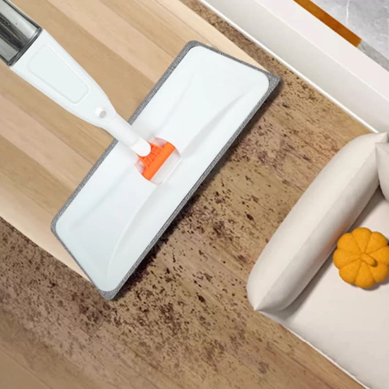 Duży mop ze spryskiwaczem i wymienną mikrofibrą 🧽