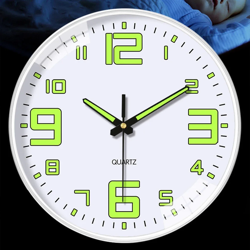 20 cm świecący zegar ścienny do użytku domowego, cichy mechanizm, łatwy do odczytania, świecący w ciemności zegar do salonu
