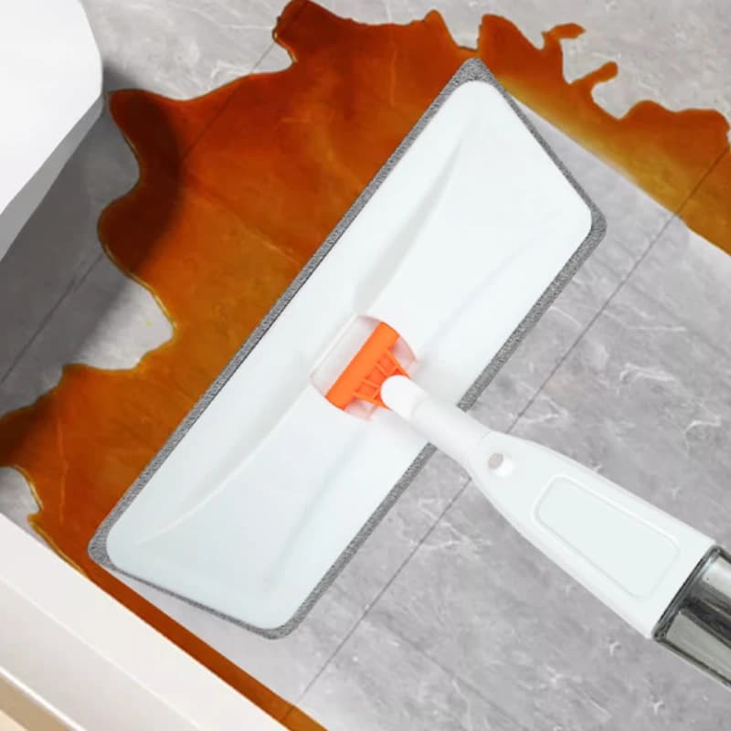 Duży mop ze spryskiwaczem i wymienną mikrofibrą 🧽